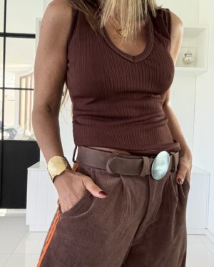Musculosa Carmín  chocolate