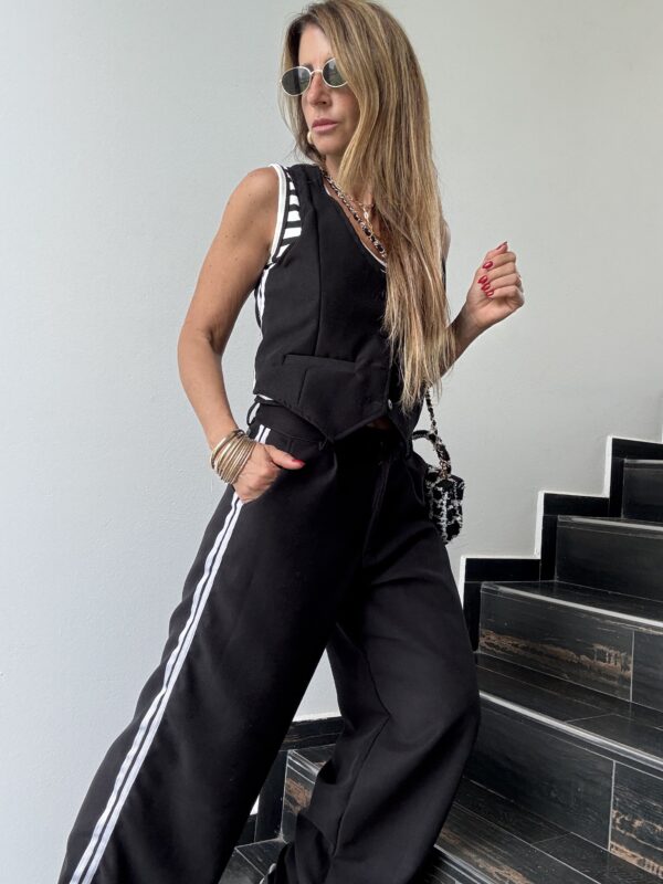 Pantalon Ritta negro  pana  vivos off white - Image 4