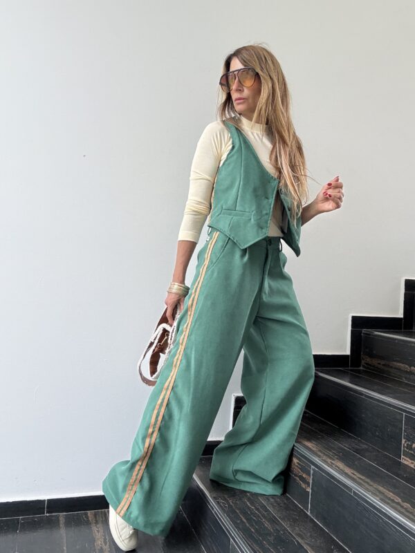 Pantalon Ritta verde benetton pana  vivos off white - Image 4
