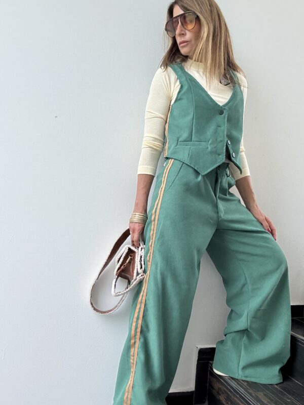 Pantalon Ritta verde benetton pana  vivos off white - Image 5