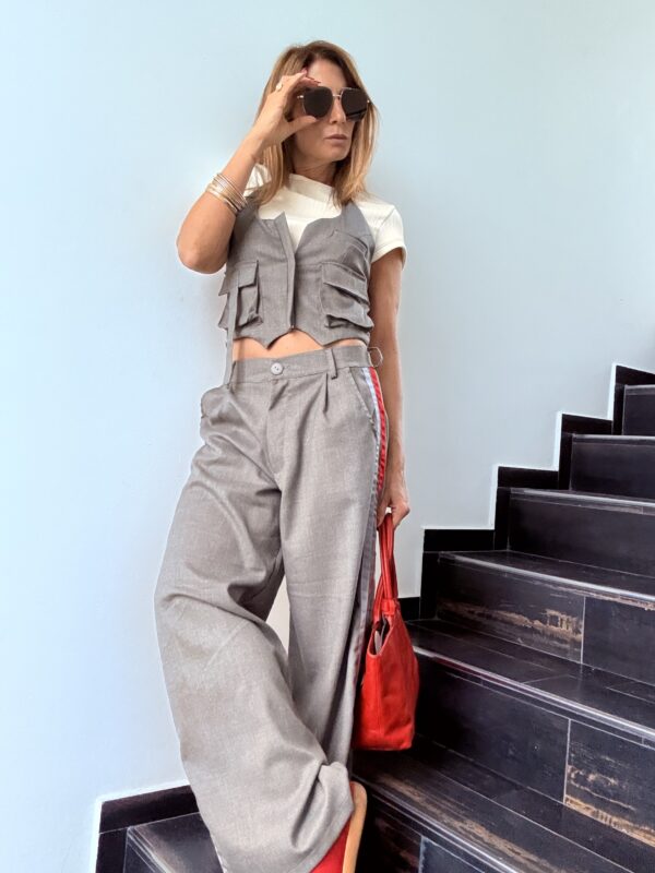 Pantalon sastrero Ritta Bridgerton gris - Image 8