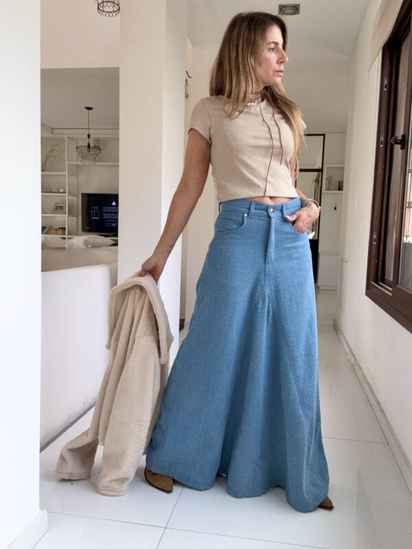 Falda crush denim texturizada light - Image 3