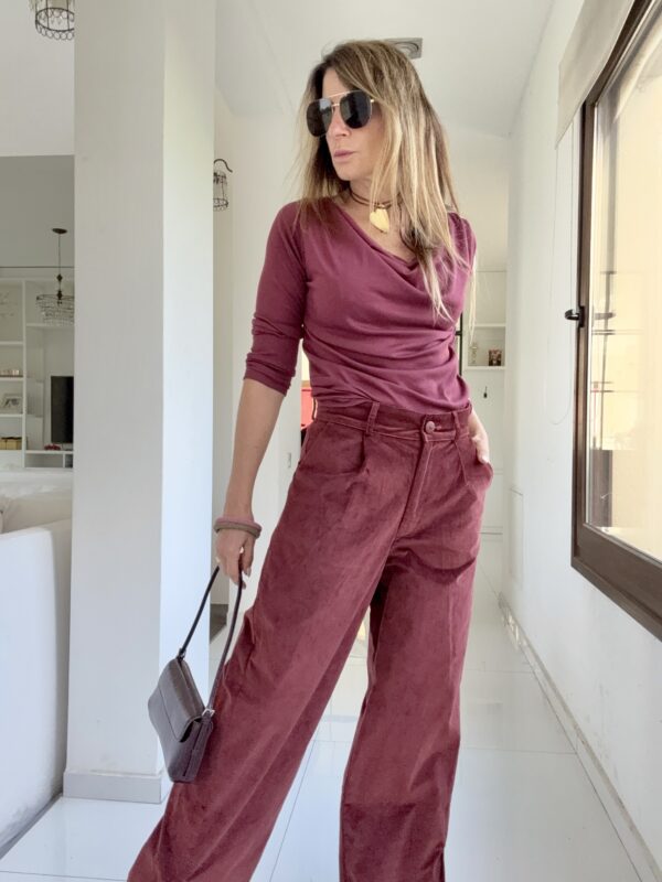Pantalon GOT pana guinda - Image 3