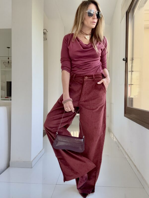 Pantalon GOT pana guinda