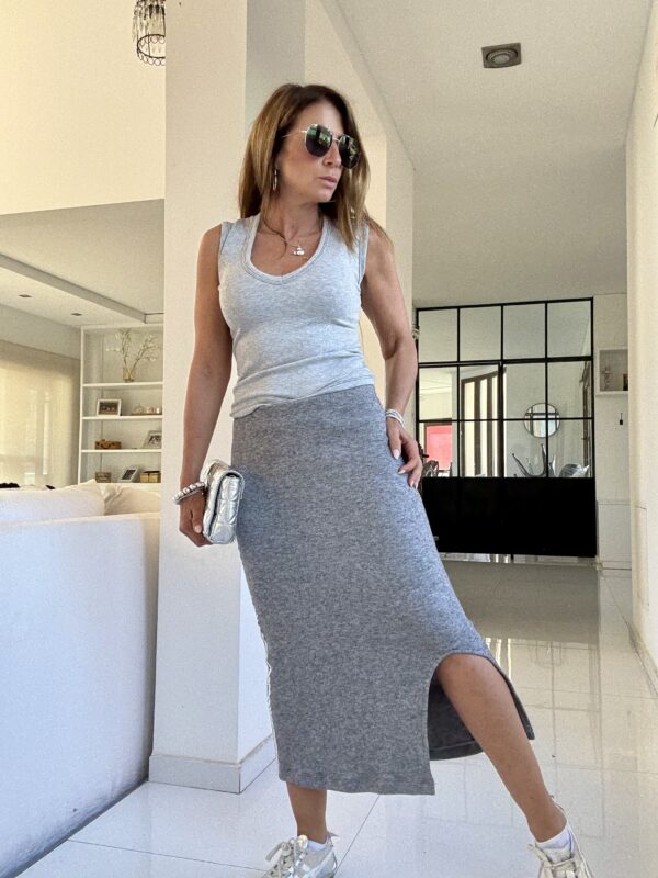 Falda Magic Kingdom gris lanilla vivos off white - Image 13