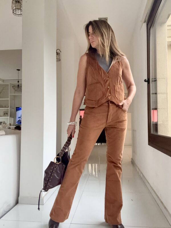 Pantalón Dumbo pana habano