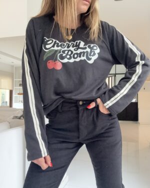 Buzo Tai cherry negro