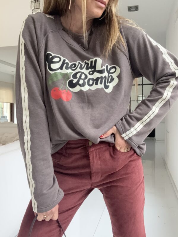 Buzo Tai cherry vison
