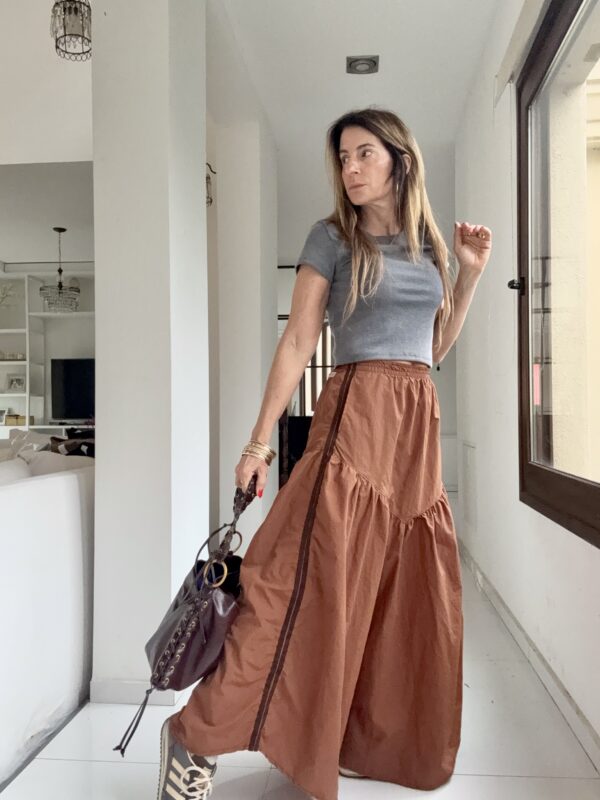 Falda  Hanói  chocolate con vivos