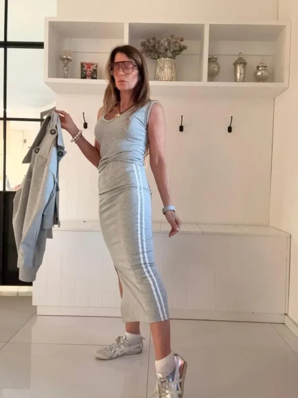 Falda Magic Kingdom gris vivos off white coleccion invernalia - Image 9