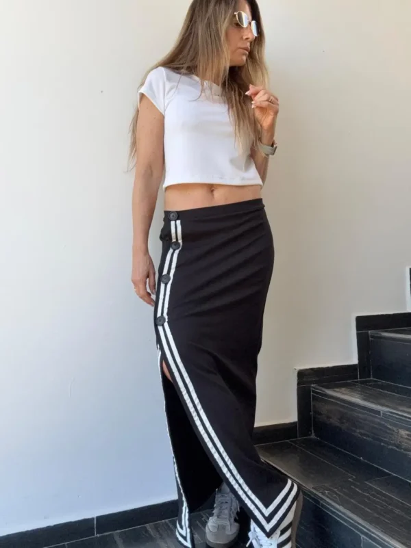 Falda Sansa negra vivos off white coleccion invernalia - Image 6