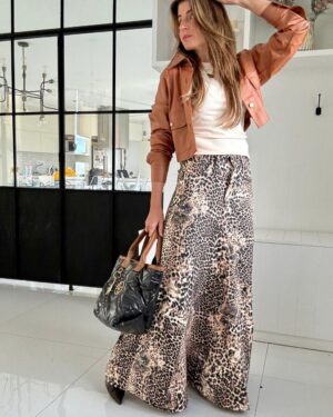 Falda crush animal chocolate y negro gabardina