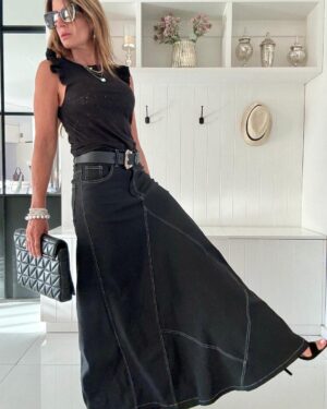 Falda crush negra con brillos