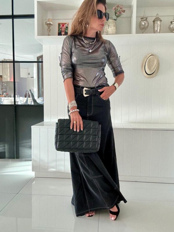 Falda crush negra con brillos - Image 8