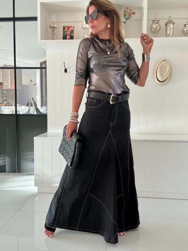 Falda crush negra con brillos - Image 9