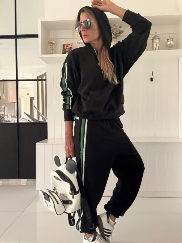 Jogger Laura escalante negro