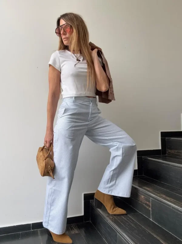 Pantalón Baby Iconic  rayado celeste - Image 11