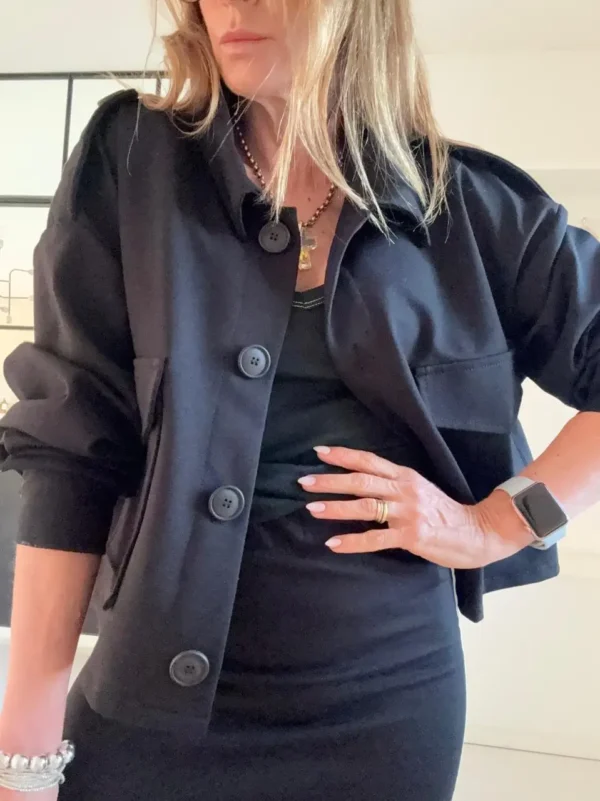 Chaqueta Catelyn negra coleccion invernalia
