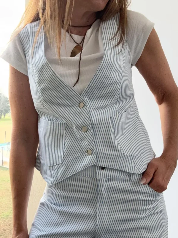 Chaleco rayado celeste - Image 3