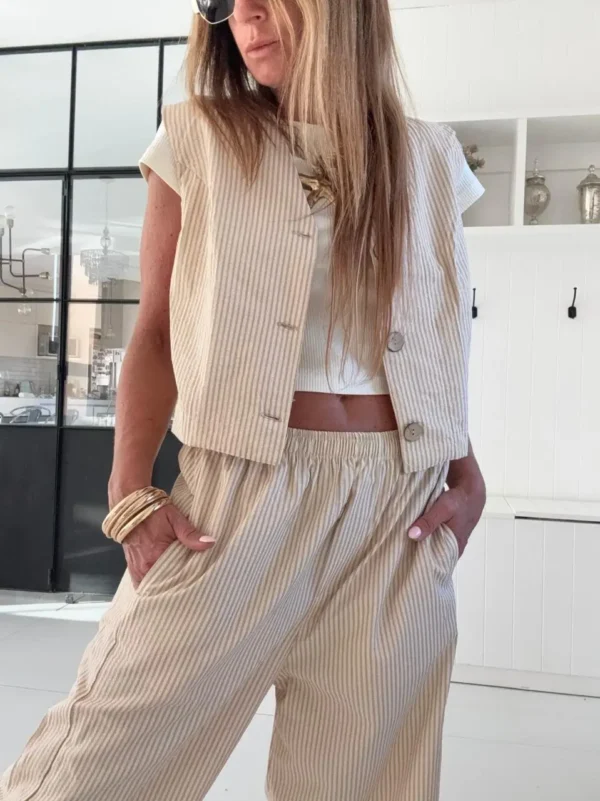 Chaleco pijamero acasia vainilla con rayas mostaza, blanca y gris