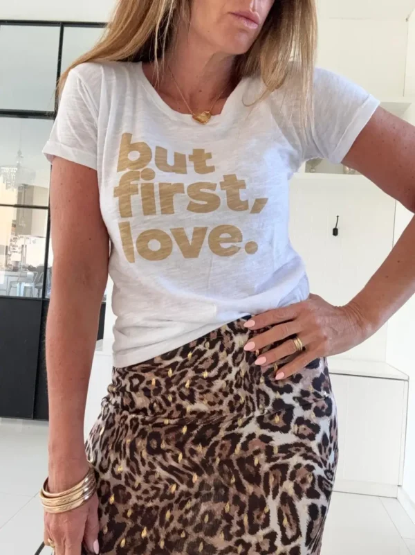 Remera smallest blanca flame but first love - Image 6