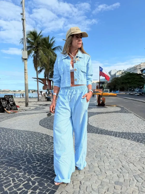 Camisa  Molly acasia celeste con rayas turquesa azules y blancas - Image 14