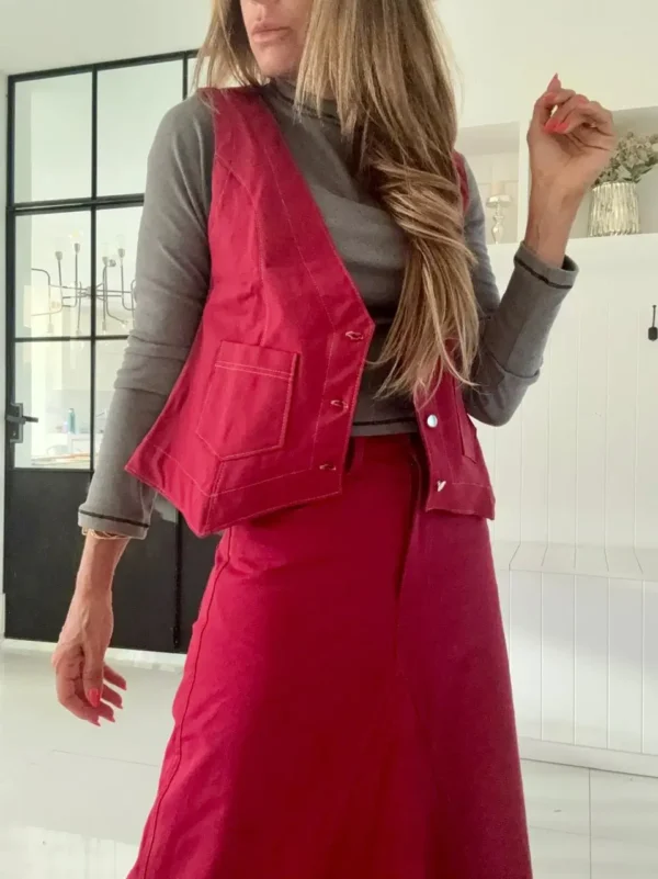 Chaleco cherry Gabardina - Image 4