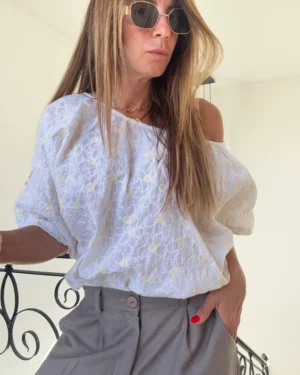 Blusa orange blanca bordada