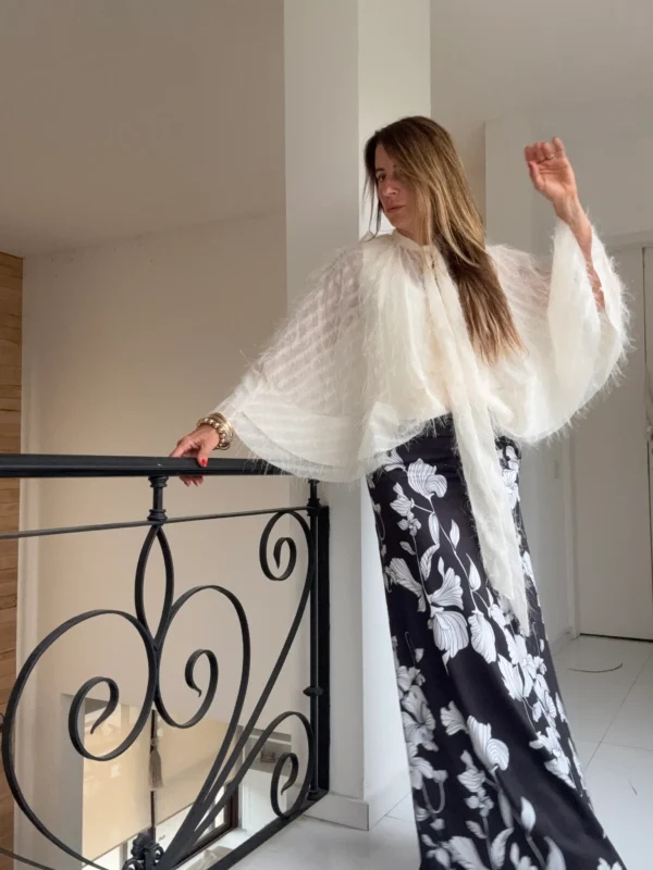 Blusa capita crema - Image 17