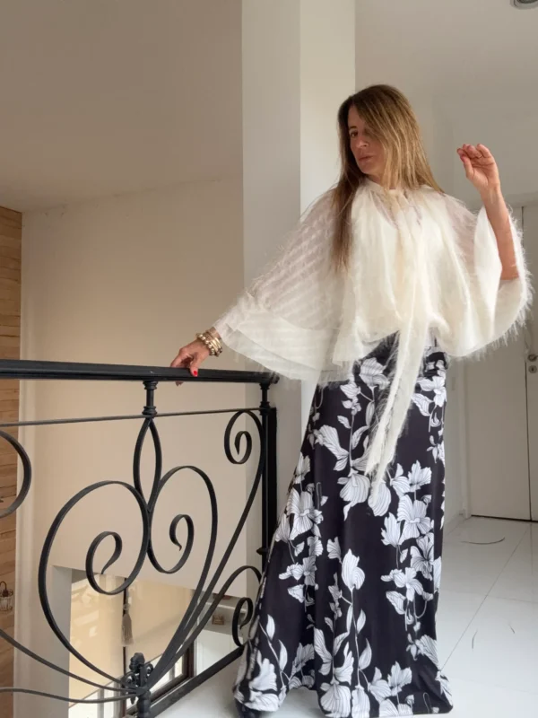 Blusa capita crema - Image 18