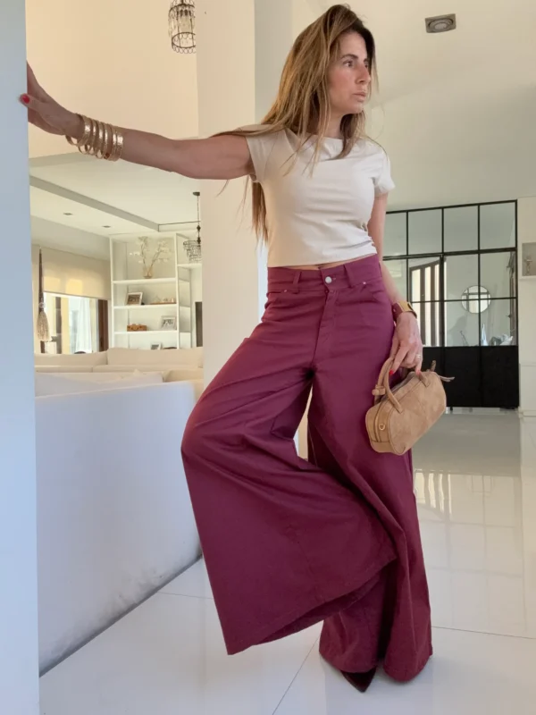 Pantalón Iconic  cherry - Image 9