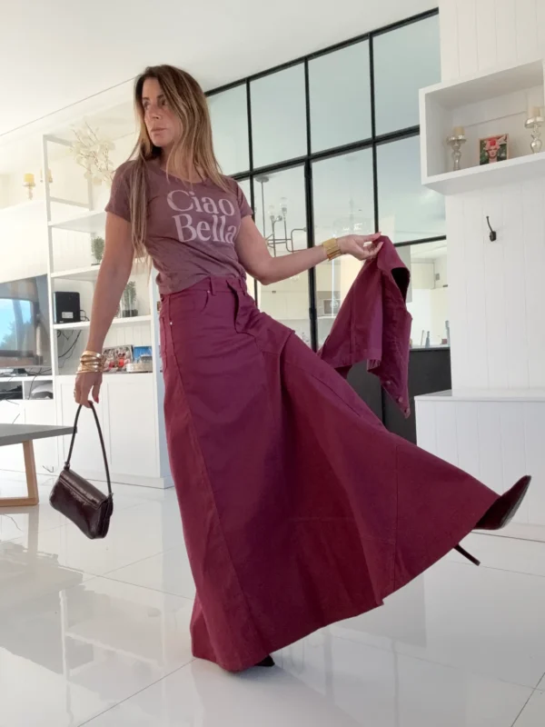 Falda crush cherry gabardina