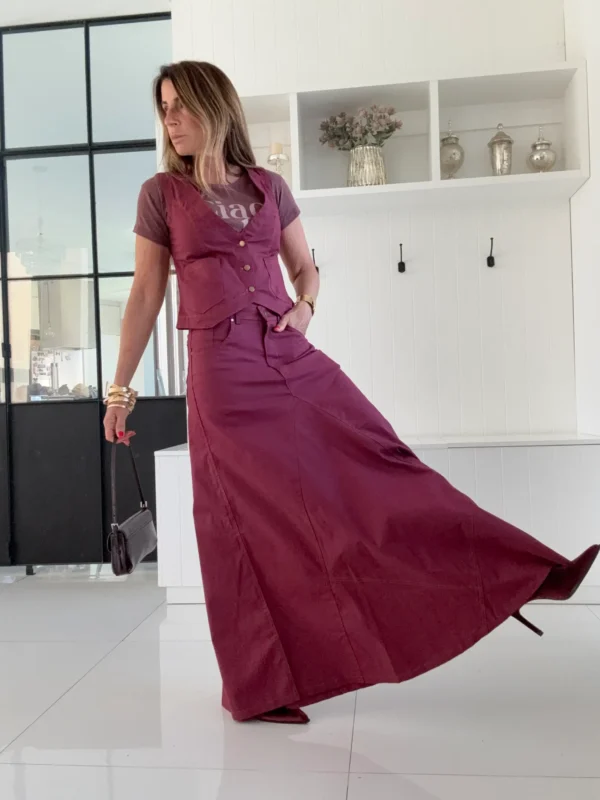 Falda crush cherry gabardina - Image 13