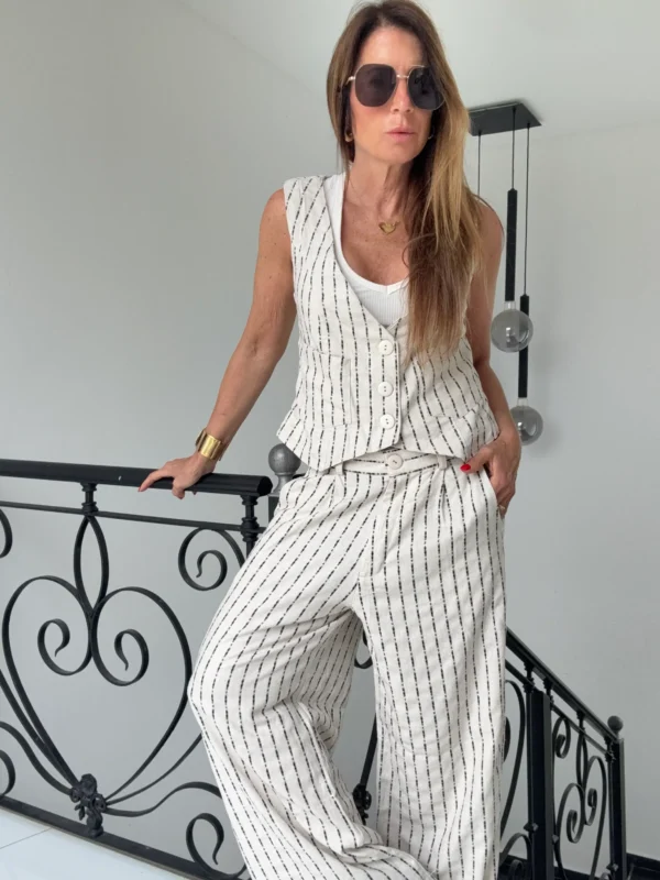 Pantalon sastrero ritta  lino Nantes rayado fondo crema rayas negras hilos plata