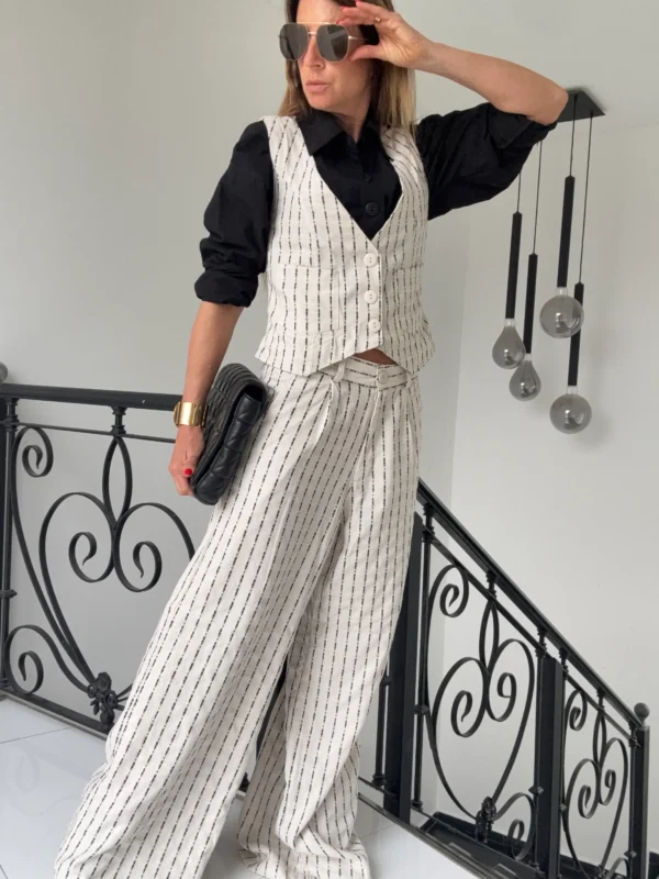 Pantalon sastrero ritta  lino Nantes rayado fondo crema rayas negras hilos plata - Image 22