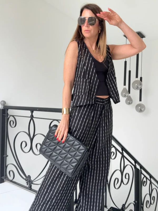 Pantalon sastrero ritta  lino Nantes rayado fondo negro rayas crema hilos plata - Image 19
