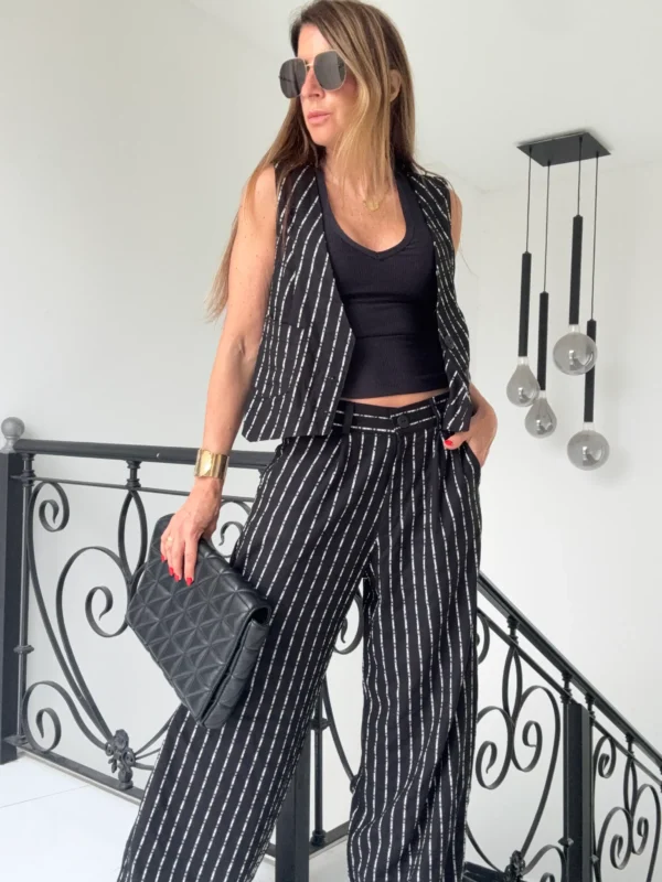 Pantalon sastrero ritta  lino Nantes rayado fondo negro rayas crema hilos plata - Image 18
