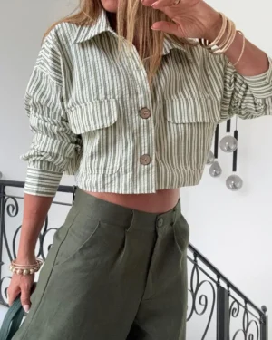 Camisa  Molly cedro rayada verde , fondo vainilla