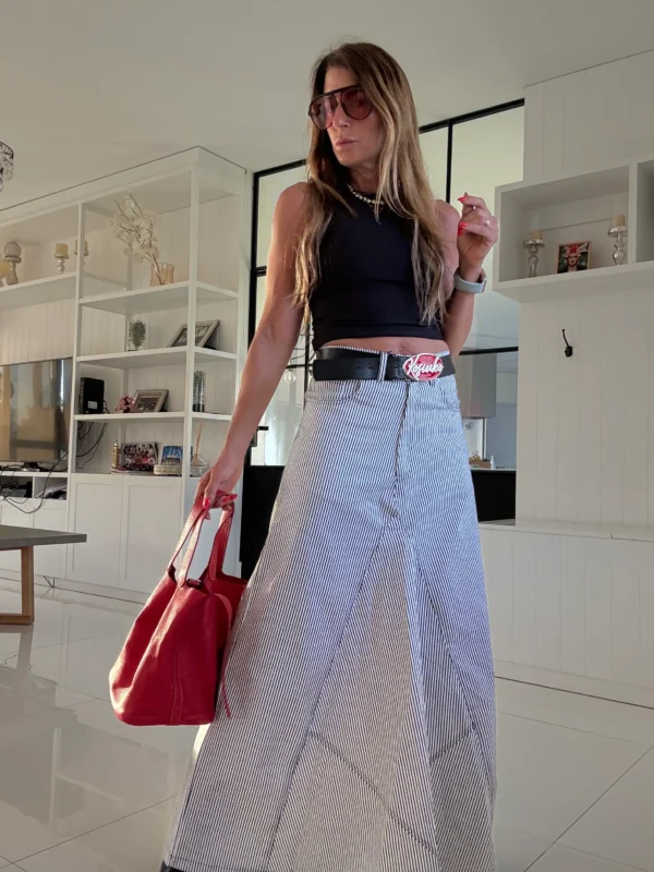 Falda crush gabardina rayada - Image 17