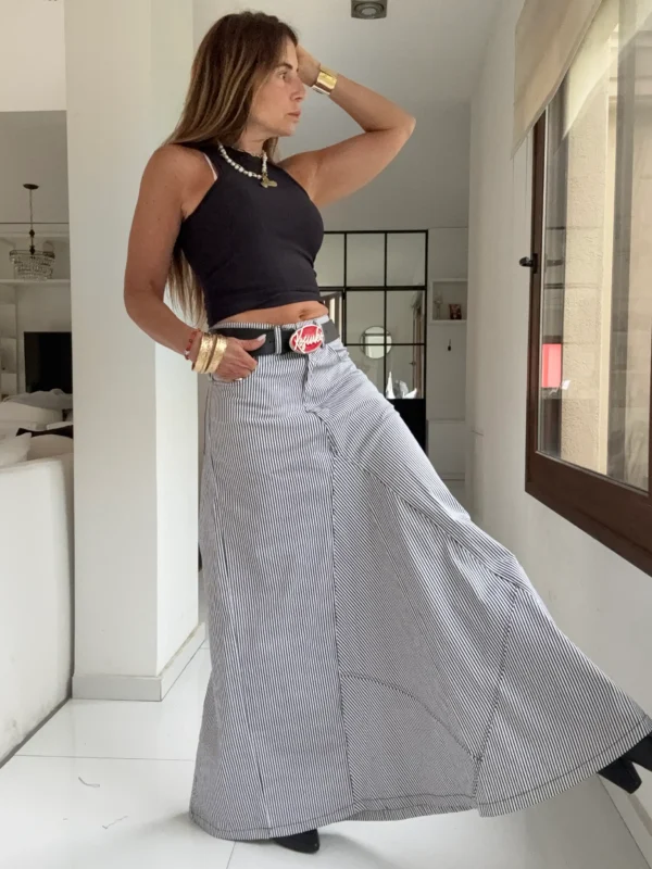 Falda crush gabardina rayada - Image 24
