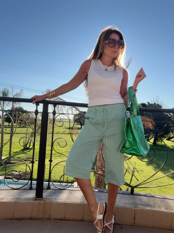 Bermudas poplin rayado verde benetton y blanco - Image 13