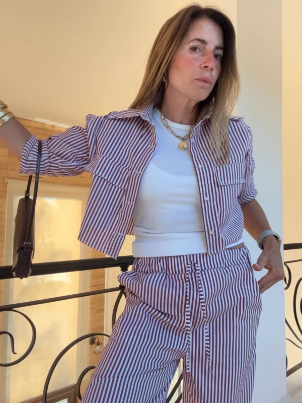 Camisa  Molly poplin rayado guinda y blanco - Image 8