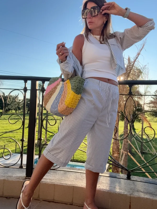 Bermudas poplin rayado gris y blanco