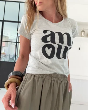 Remera smallest gris melange amour negro