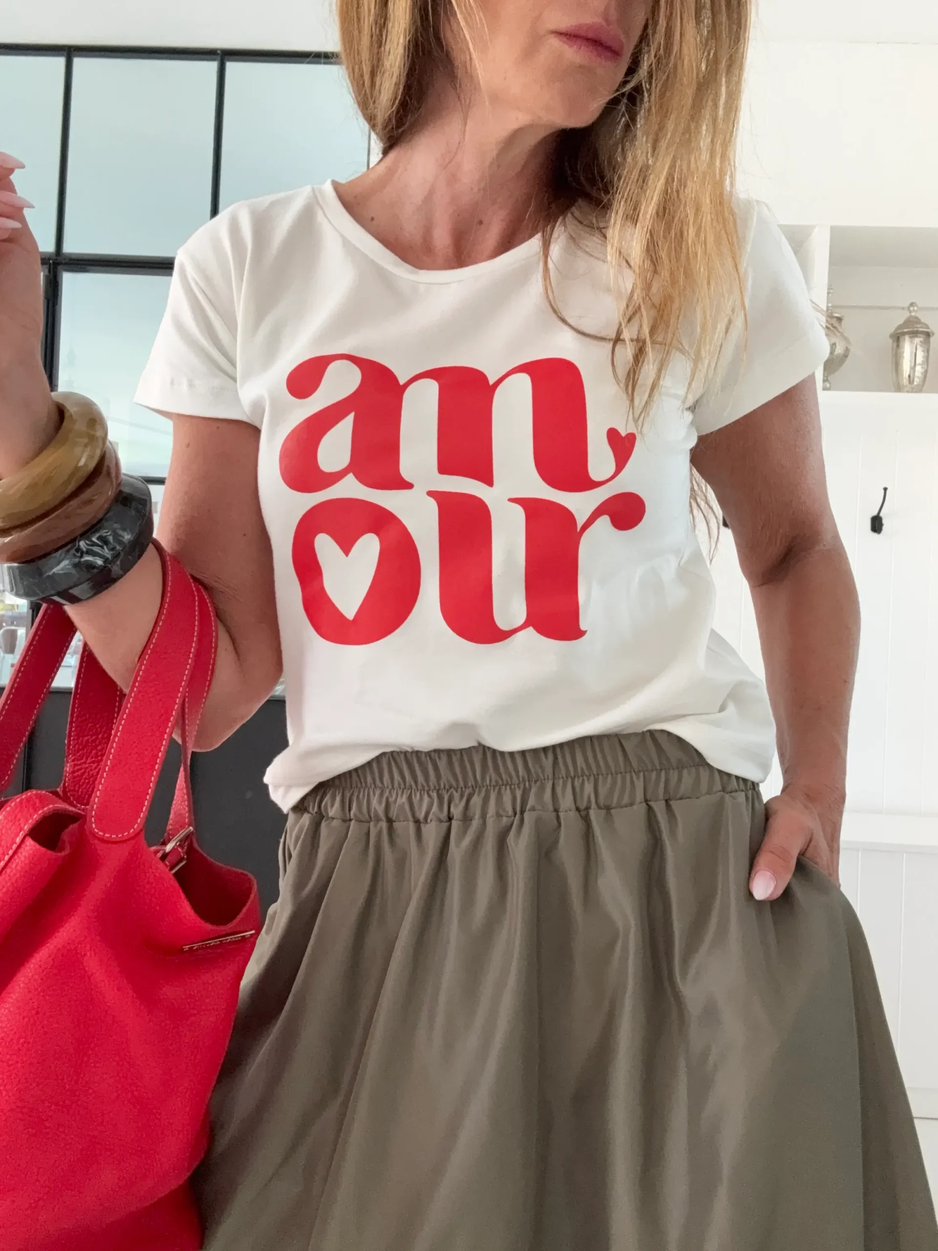 Remera smallest off white amour colorado