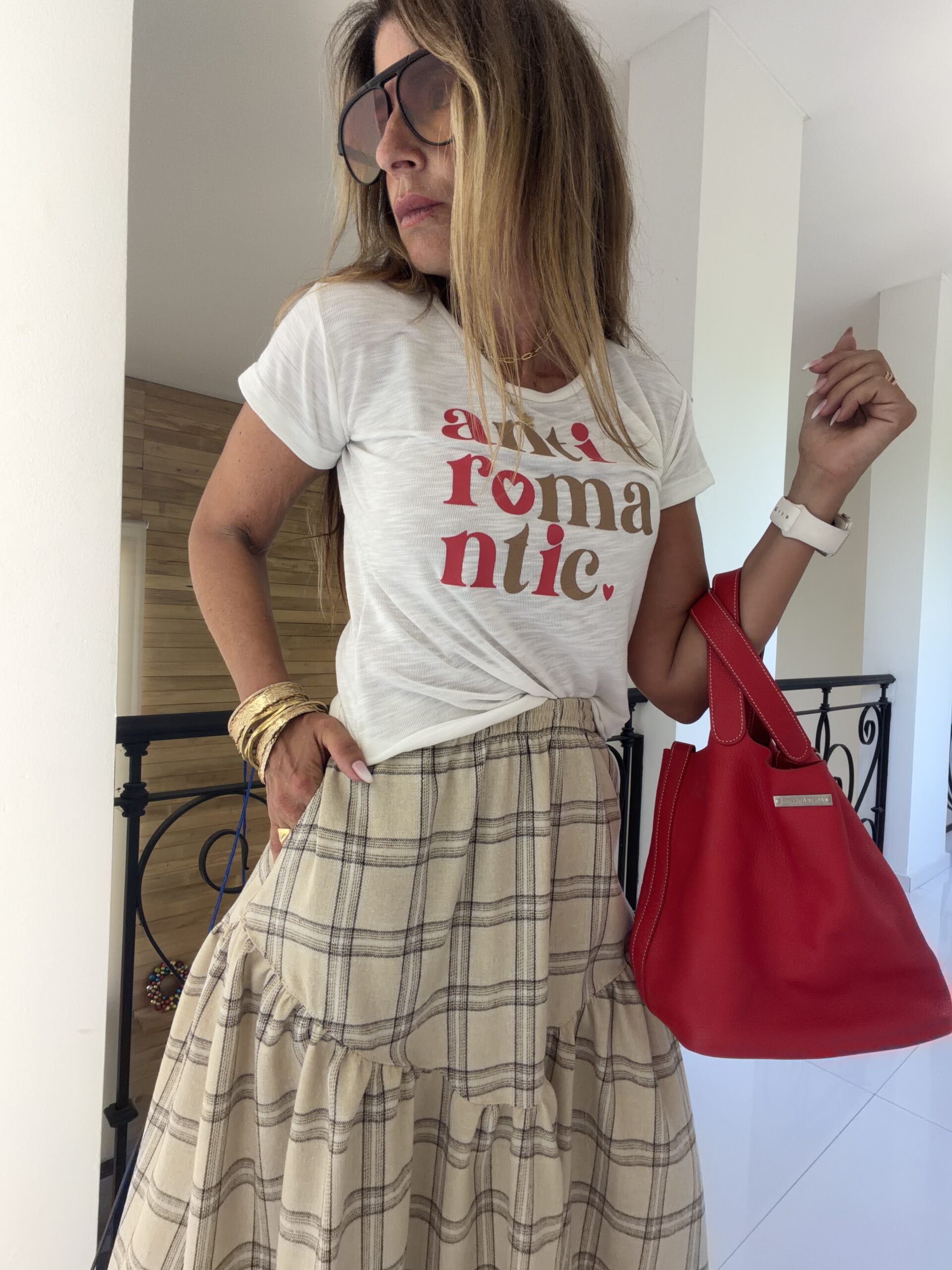 Remera blanca antiromantic smallest - Image 6