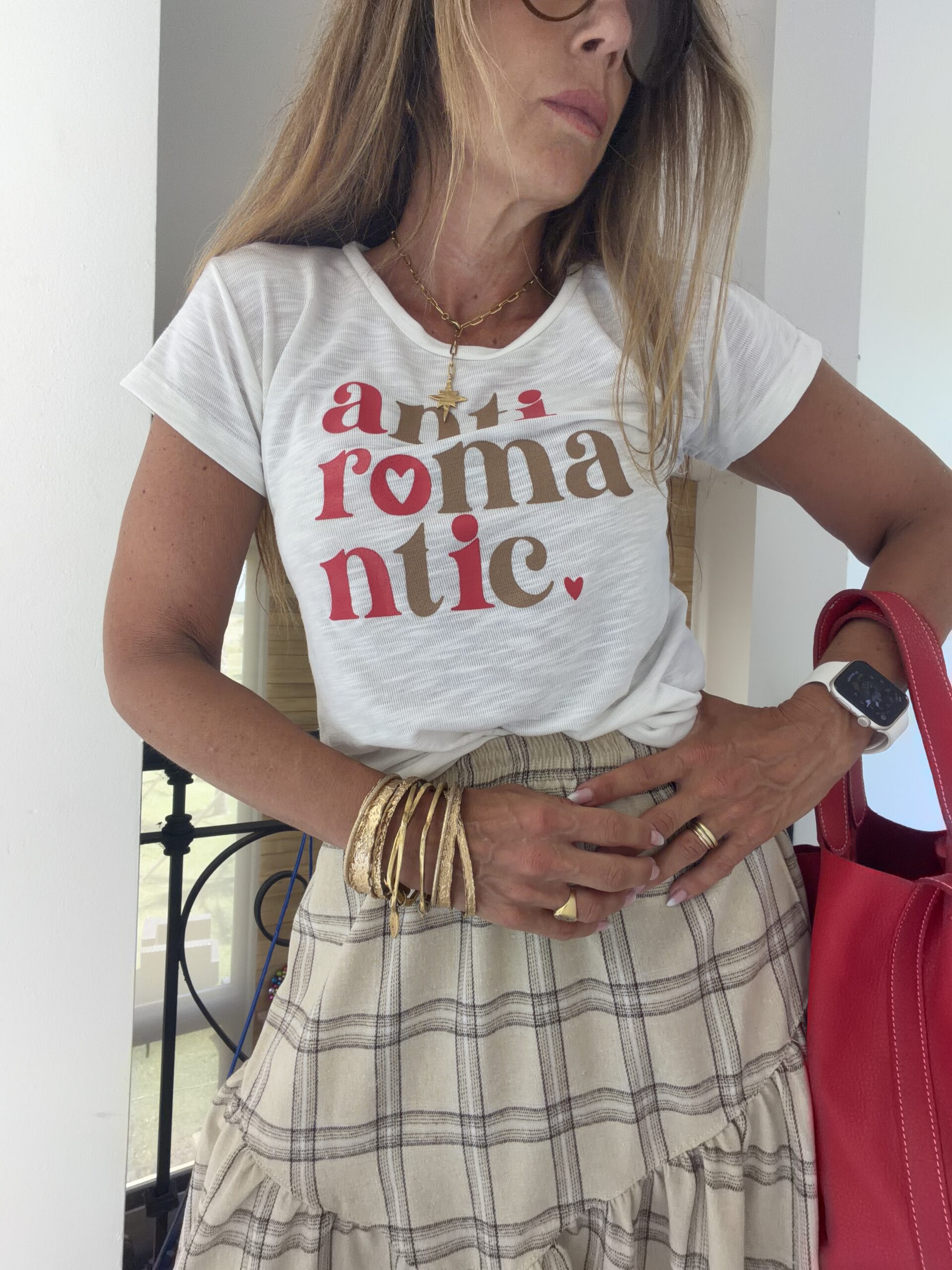 Remera blanca antiromantic smallest