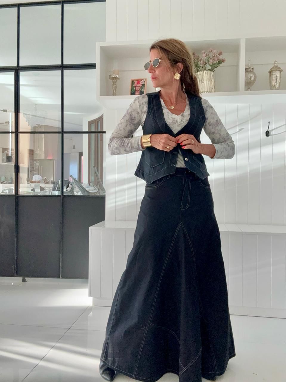 Falda crush negra gabardina