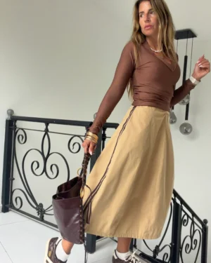 Falda Roca Casterly camel vivos chocolate
