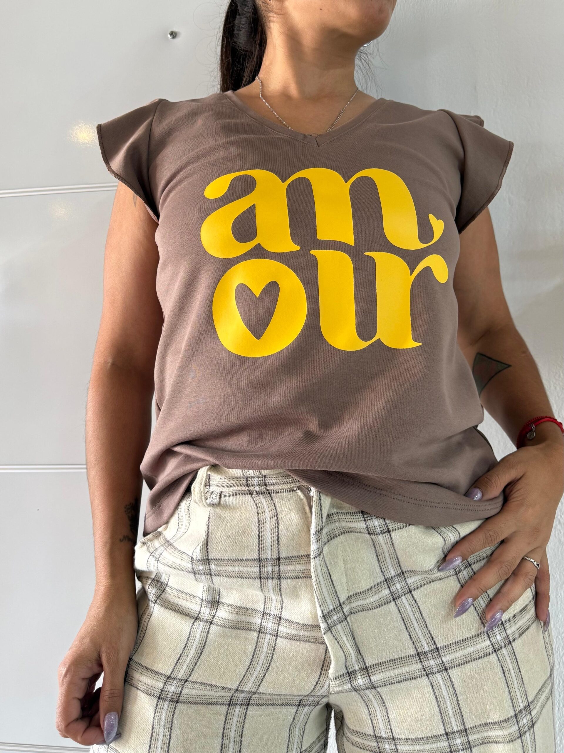 Musculosa ewa vison amour amarillo - Image 3